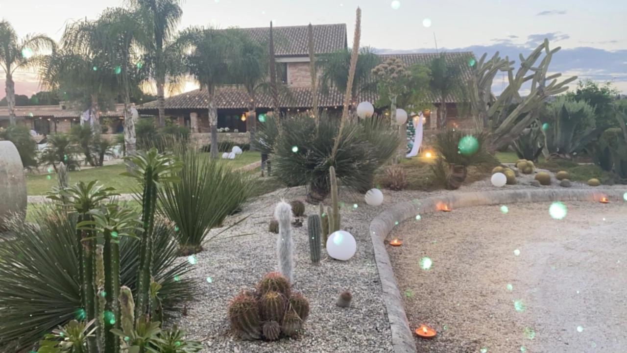 Mythos Holidays & Events Syracuse Eksteriør bilde