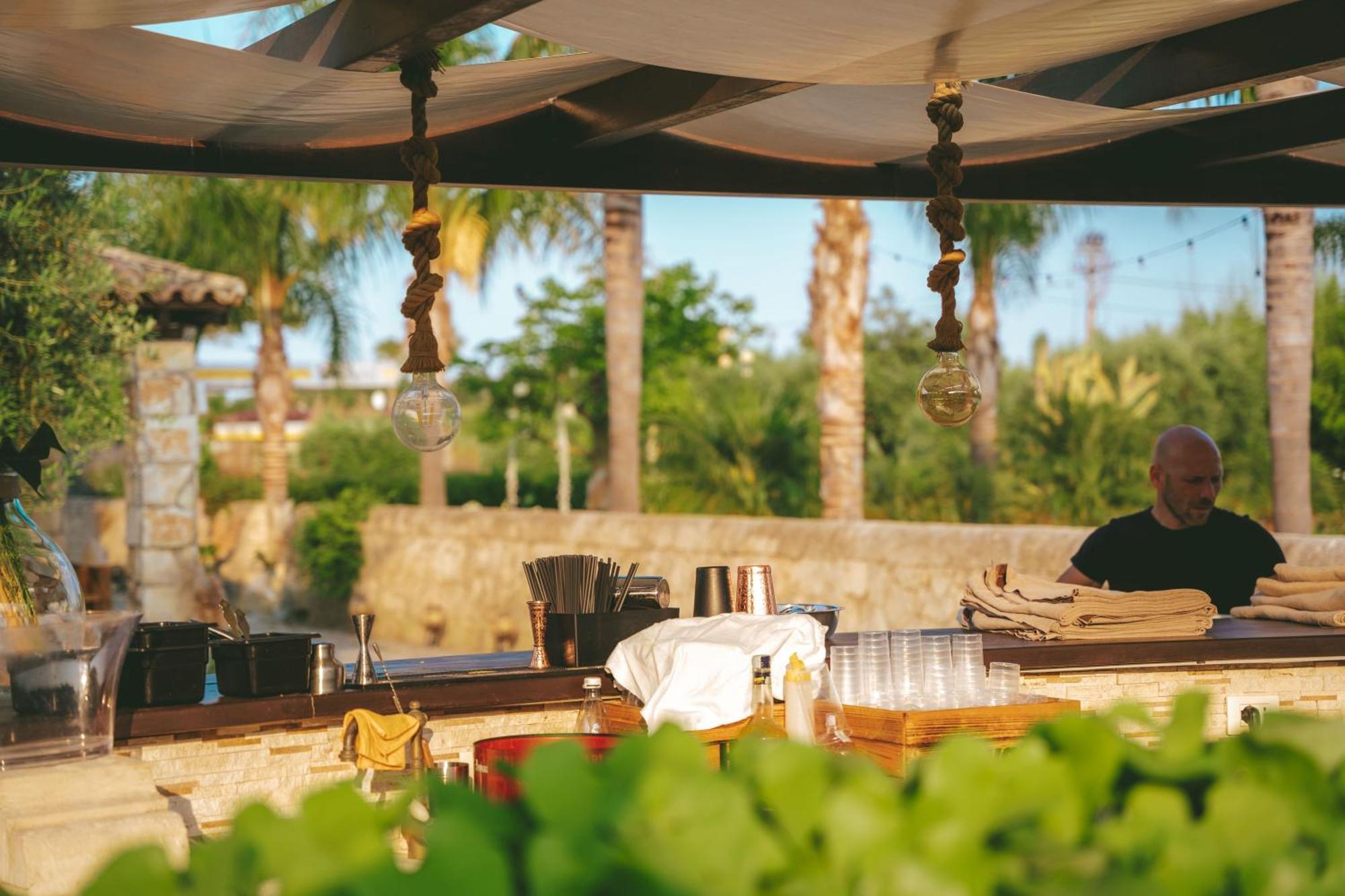 Mythos Holidays & Events Syracuse Eksteriør bilde